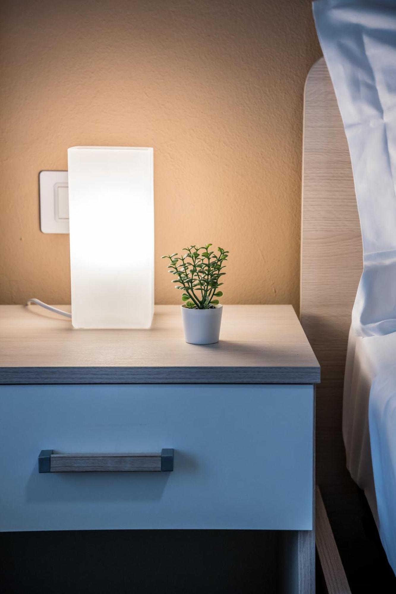 Shortmi Canonica Apartment